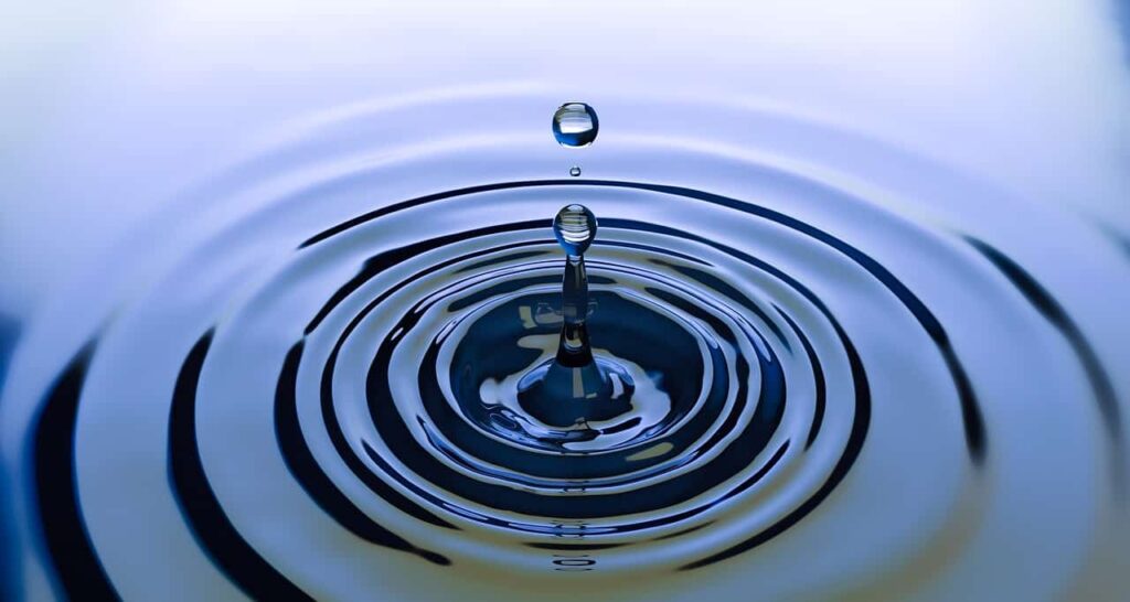 Wassertropfen.